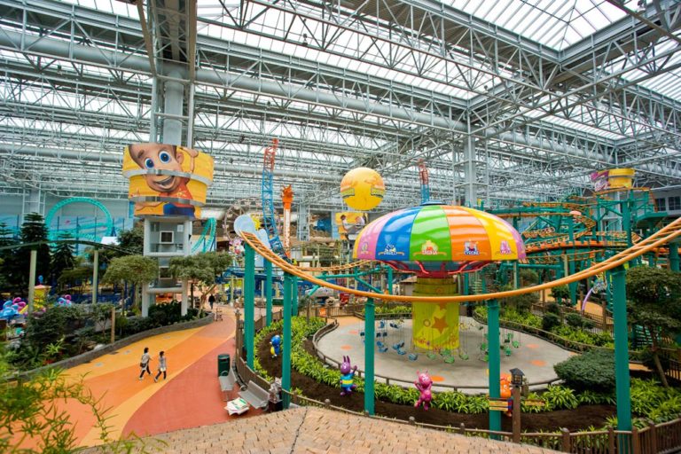 Nickelodeon-Universe-at-Mall-of-America-FreeWebDestinations