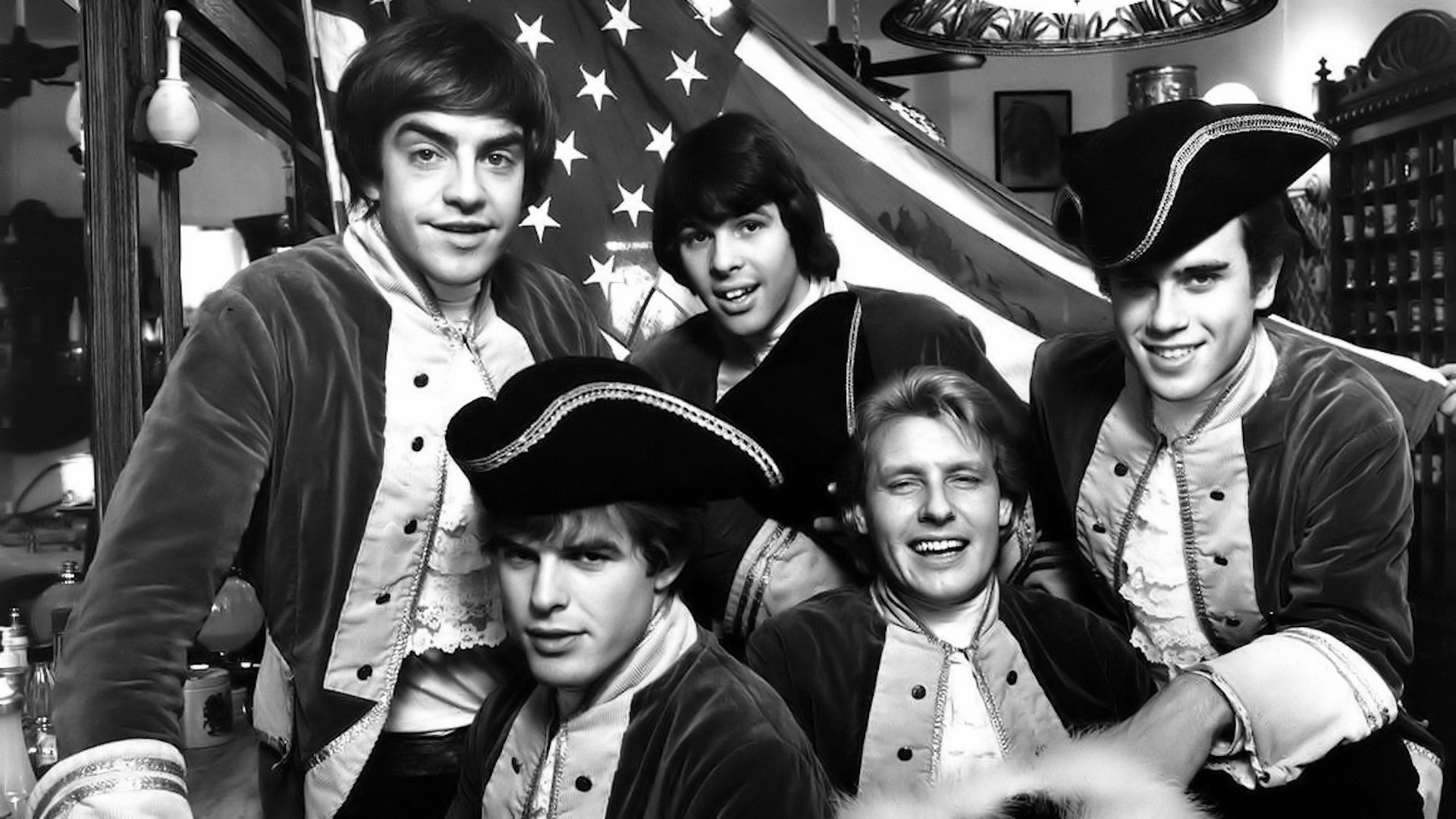 Включи polo revere and raiders hungry. Группа Paul Revere & the Raiders. Paul Revere & the Raiders 1960. Paul Revere фото группы. Paul Revere 1971 фото.